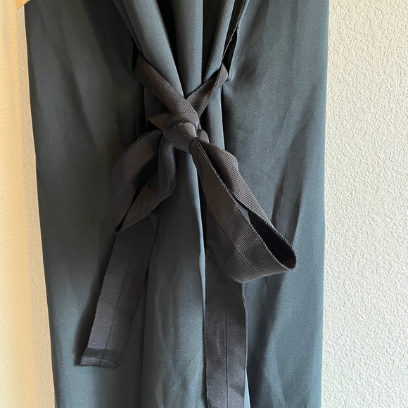 NEW Go By Go Silk Midi Dress Black - Picture 5 of 10